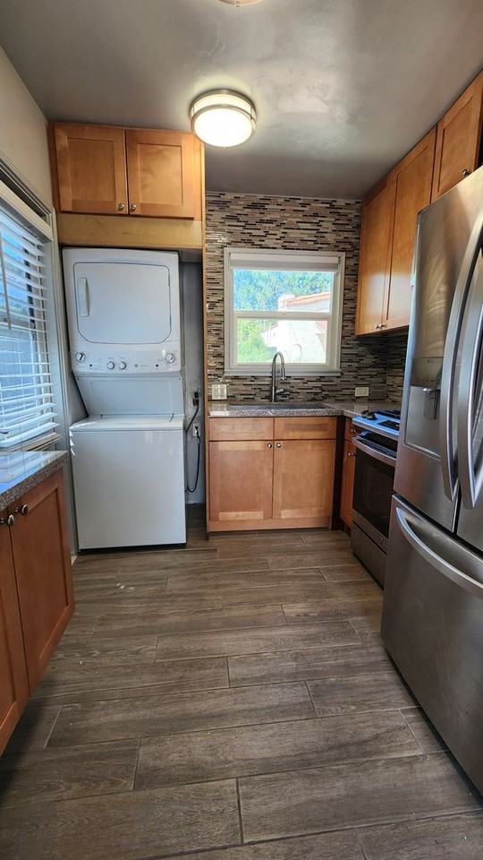 4144 Brunswick Ave - Photo 4 of 11