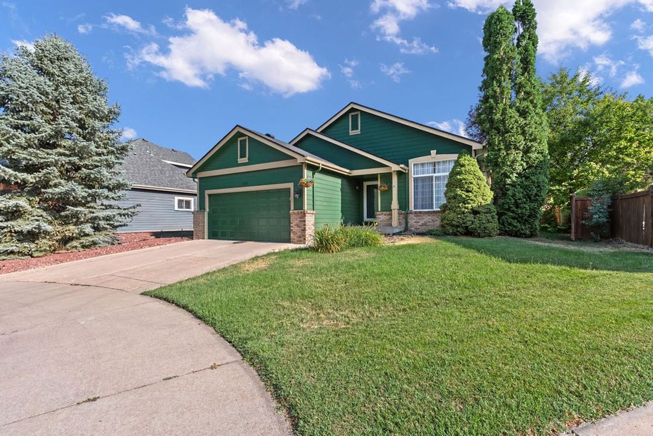 2225 Timber Creek Dr - Photo 2 of 39
