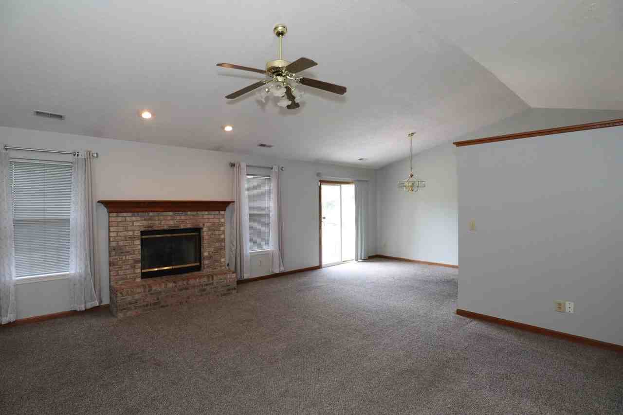 12838 Sovereign Ln - Photo 2 of 21