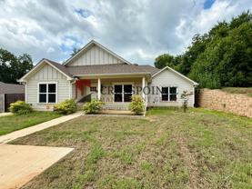 413 Dallas St - Photo 1 of 1