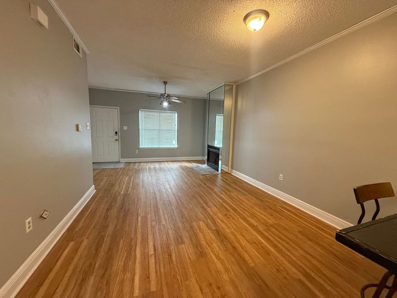 5131 Butter Creek Ln - Photo 3 of 10