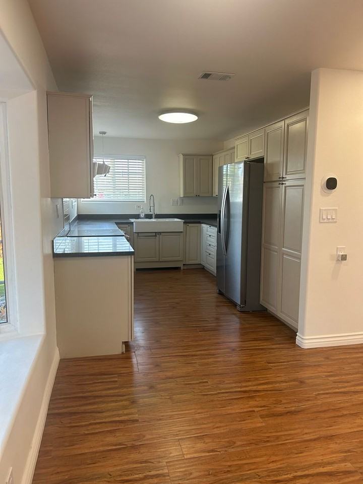 1745 E Westinghouse St - Photo 4 of 22