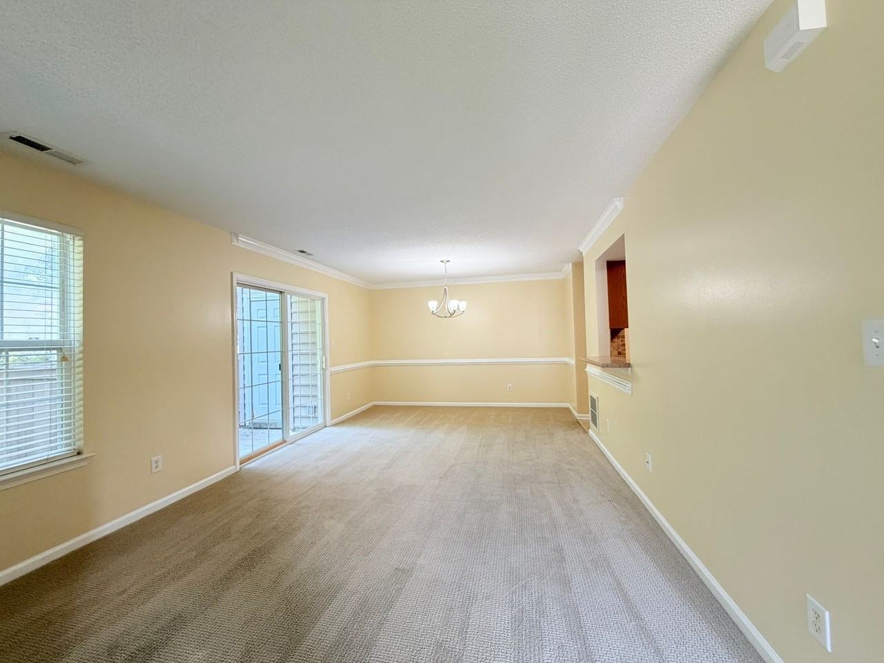 708 Settlement Dr - Photo 3 of 11