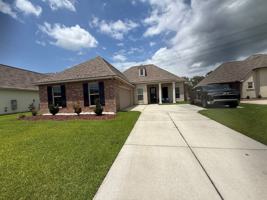 featured image of 908 Lakehaven Dr