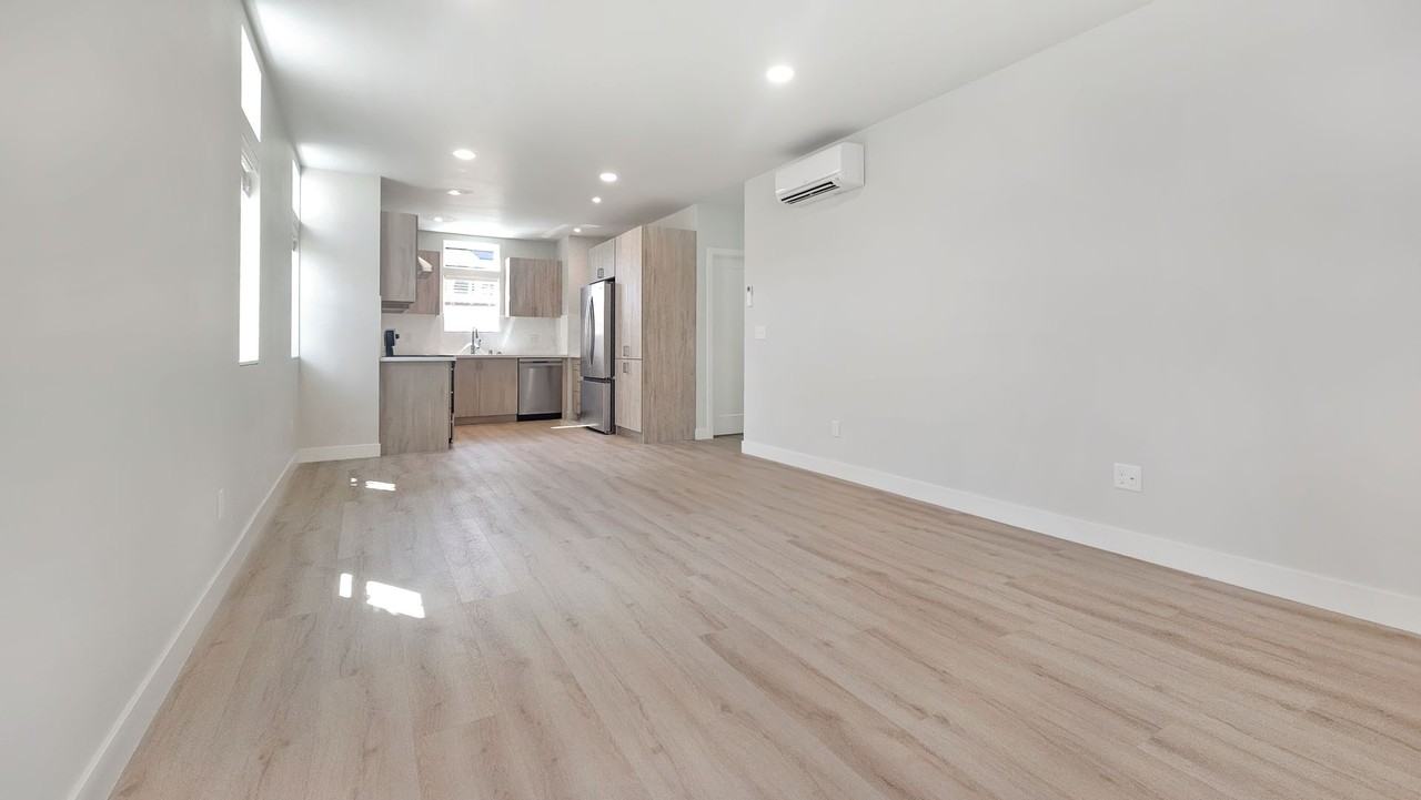 4128 13th Ave S - Photo 5 of 19