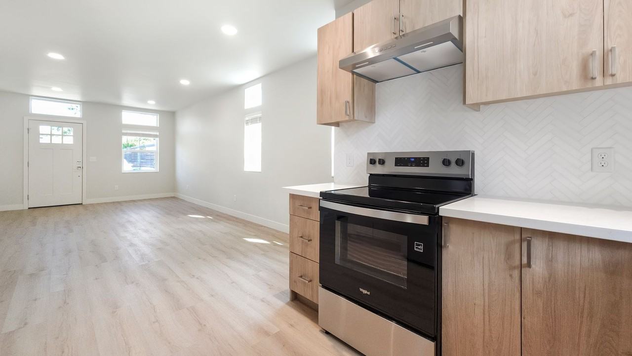 4128 13th Ave S - Photo 7 of 19