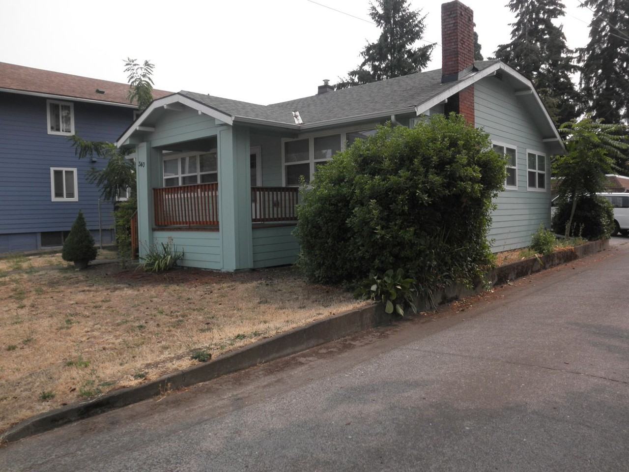 340 14th St Se - Photo 2 of 25