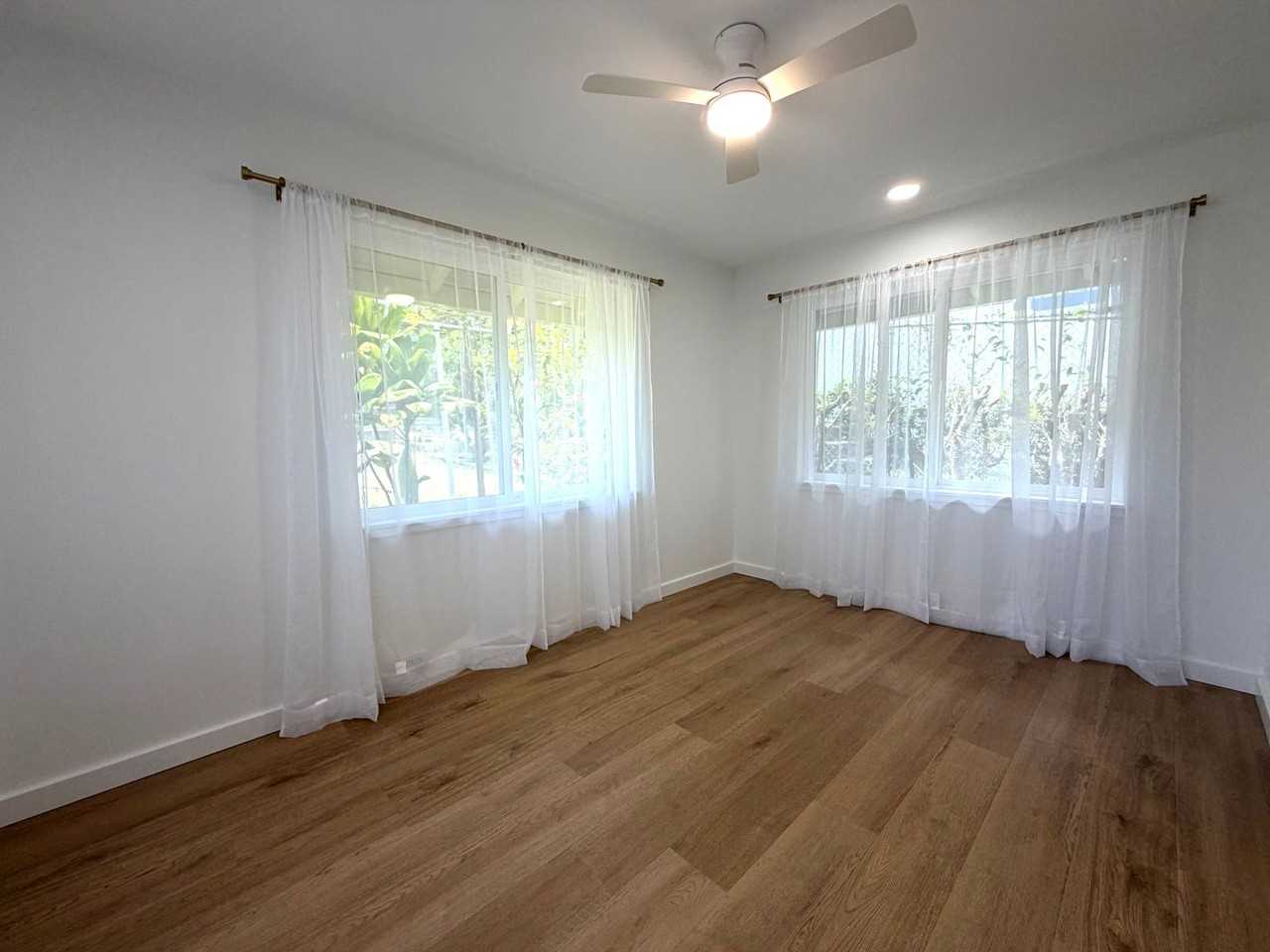 2112 Hunnewell St - Photo 4 of 9