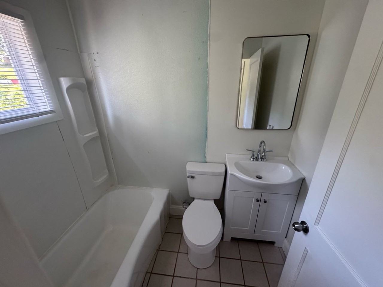 141 Massey St - Photo 6 of 11