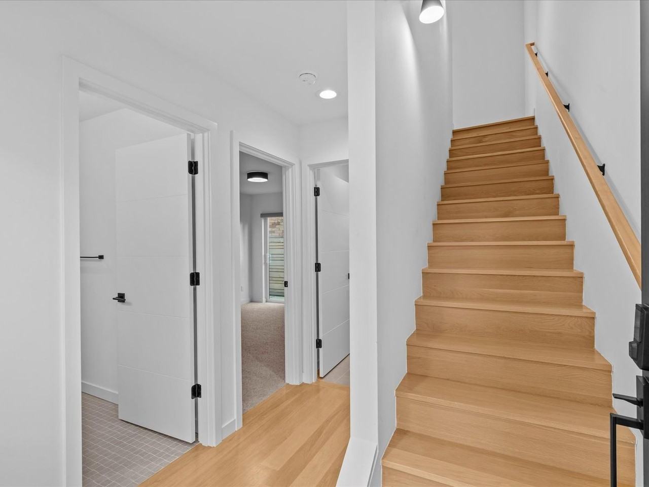 3239 61st Ave Sw #B - Photo 5 of 39