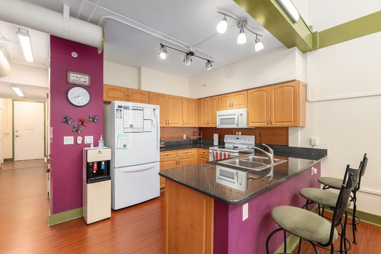 2515 Sw 35th Pl - Photo 7 of 28