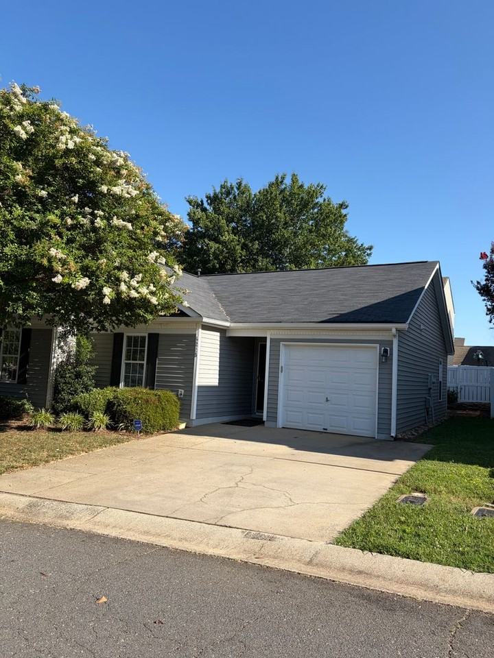 4225 Hogan Ln - Photo 5 of 5