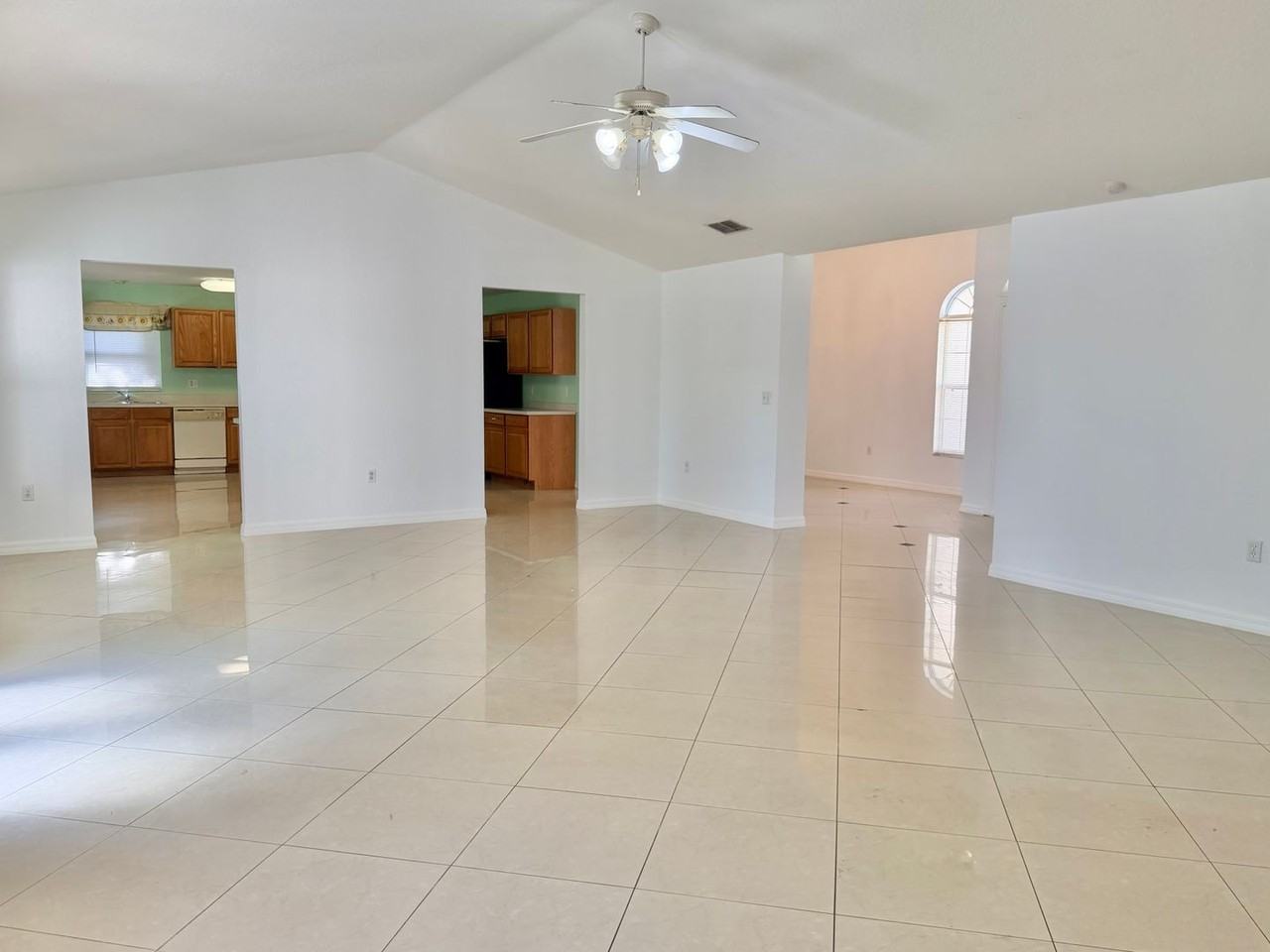 6759 Krenson Oaks Cir - Photo 6 of 17