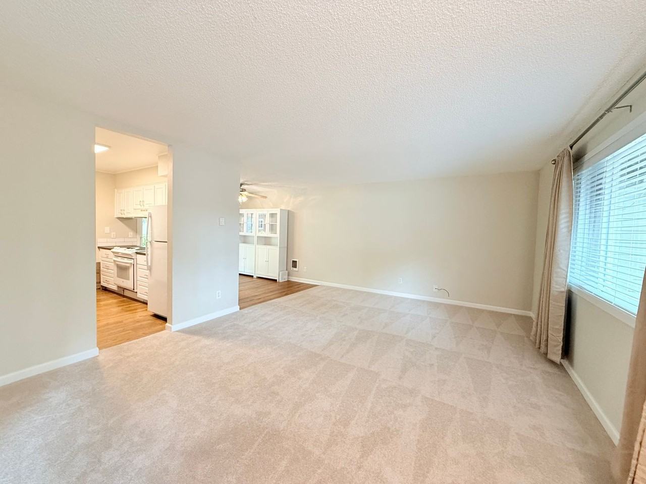 11253 Sw Springwood Dr - Photo 3 of 24