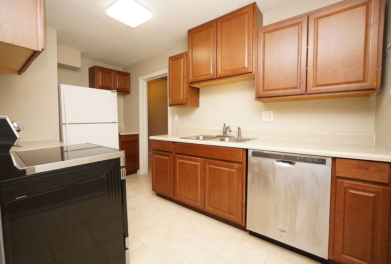 503A Mckinney St - Photo 4 of 22