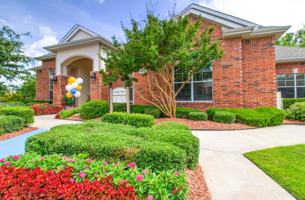 featured image of 220 W Overton Rd