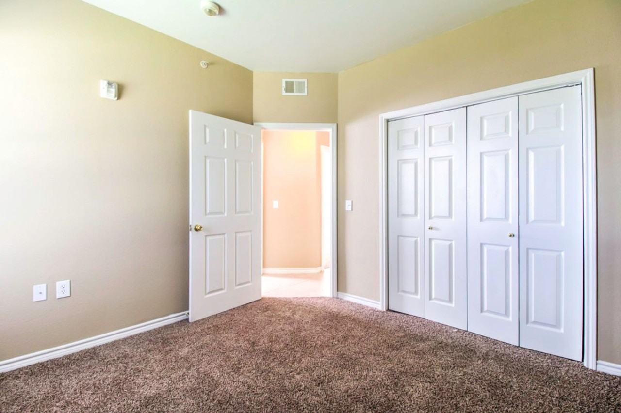 Madison Point Apartments - Photo 5 of 50