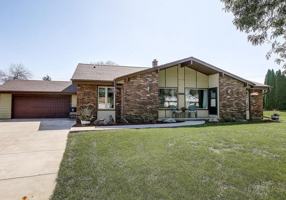 featured image of 8233 W Imperial Dr