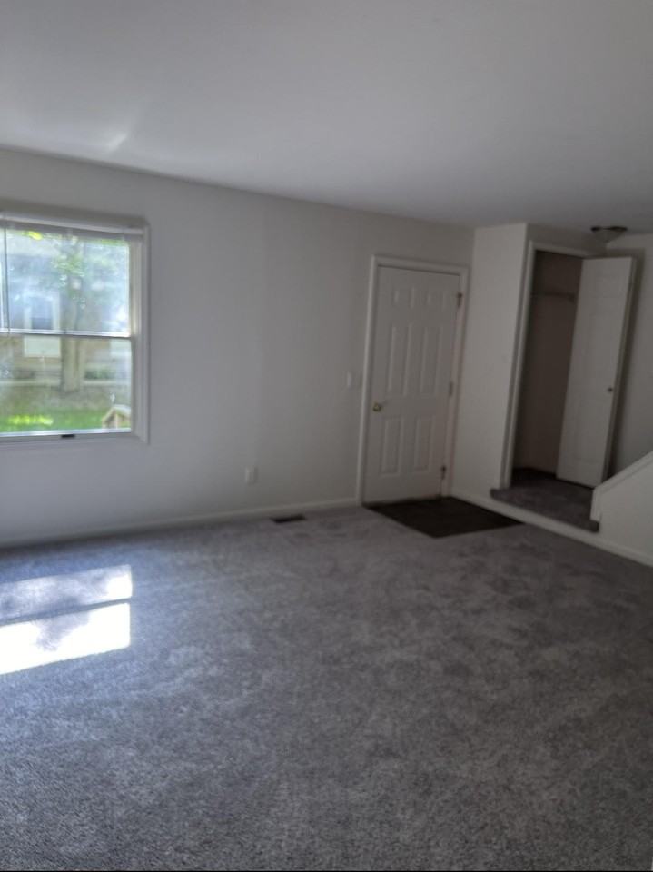 2870 Beach Rd #11 - Photo 5 of 6