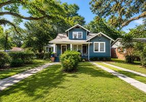 featured image of 166 Kenan St #C