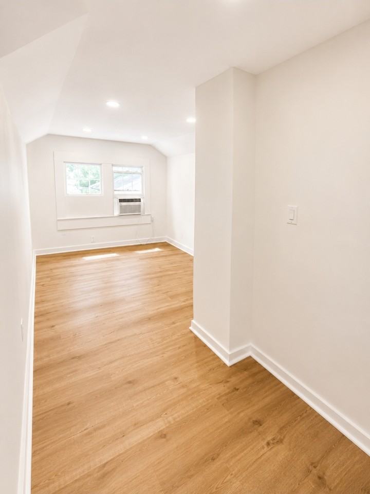 166 Kenan St #C - Photo 5 of 18