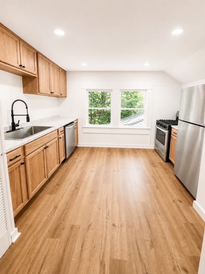 166 Kenan St #C - Photo 6 of 18