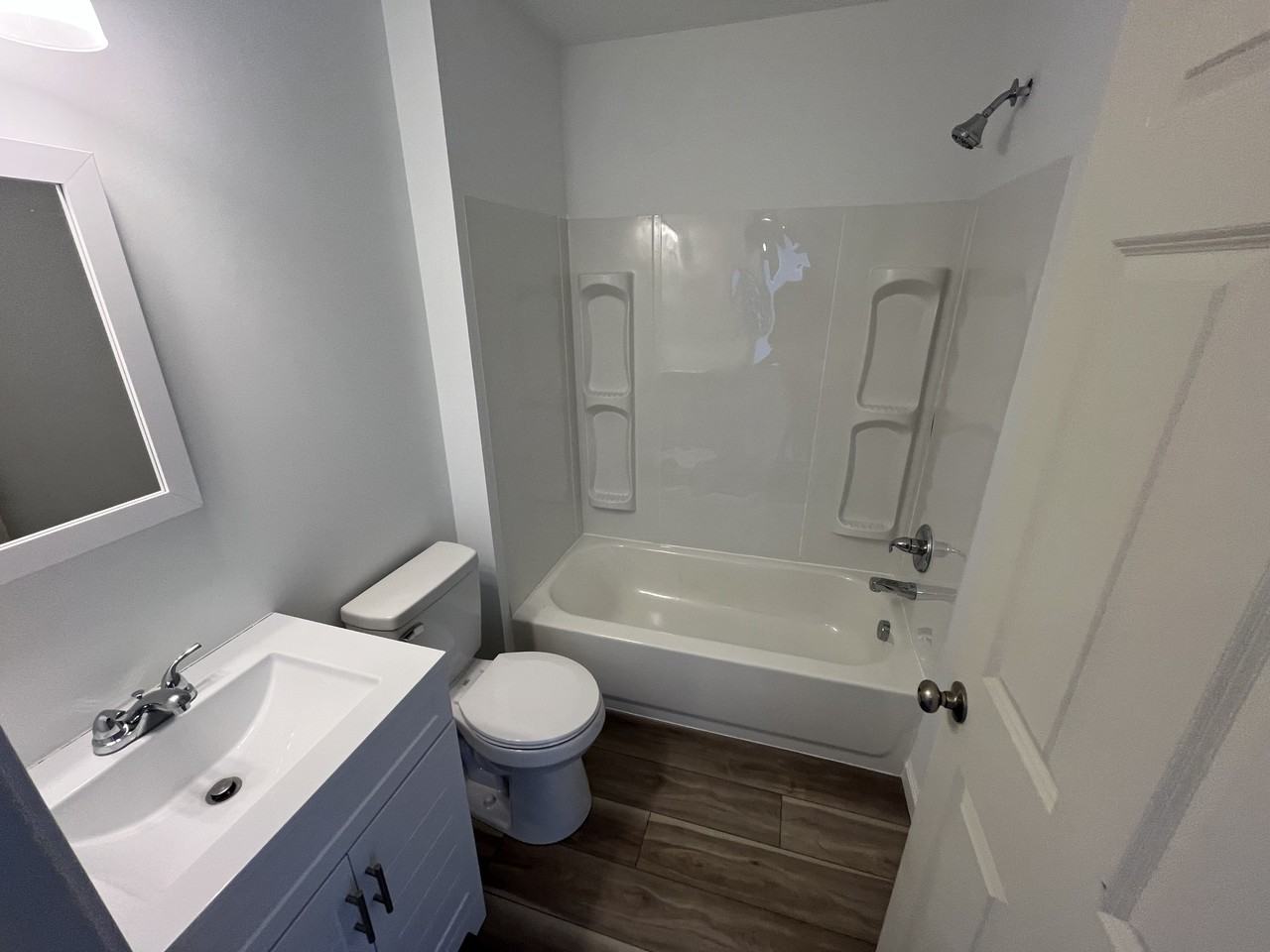 1657 Mooberry St - Photo 4 of 10