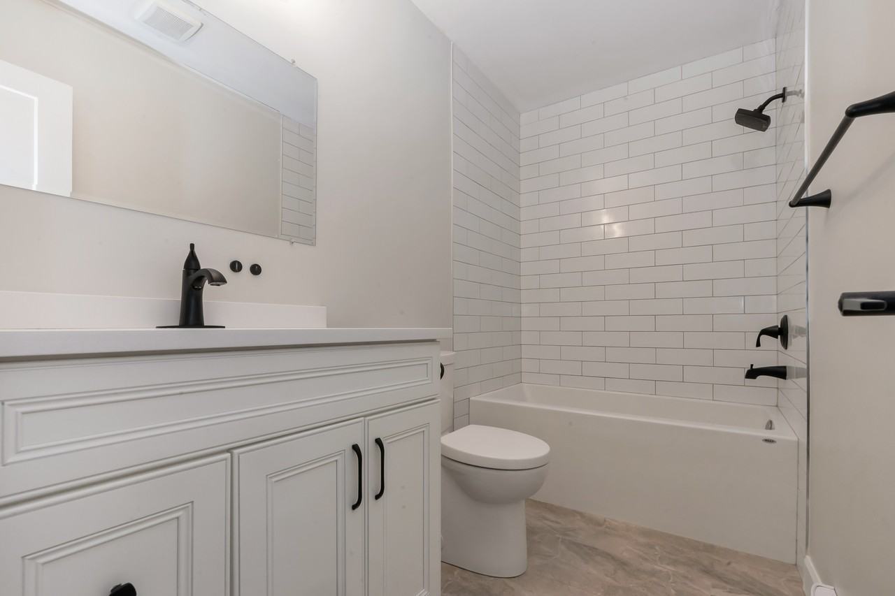 487 Dominion Ave, Midland, ON L4R 3M4, Canada - Photo 6 of 8