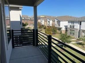 504 Harmon Dr - Photo 3 of 6