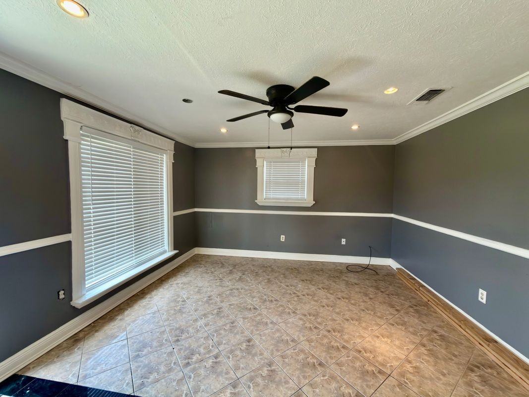 5173 Mount Rushmore Dr - Photo 2 of 15