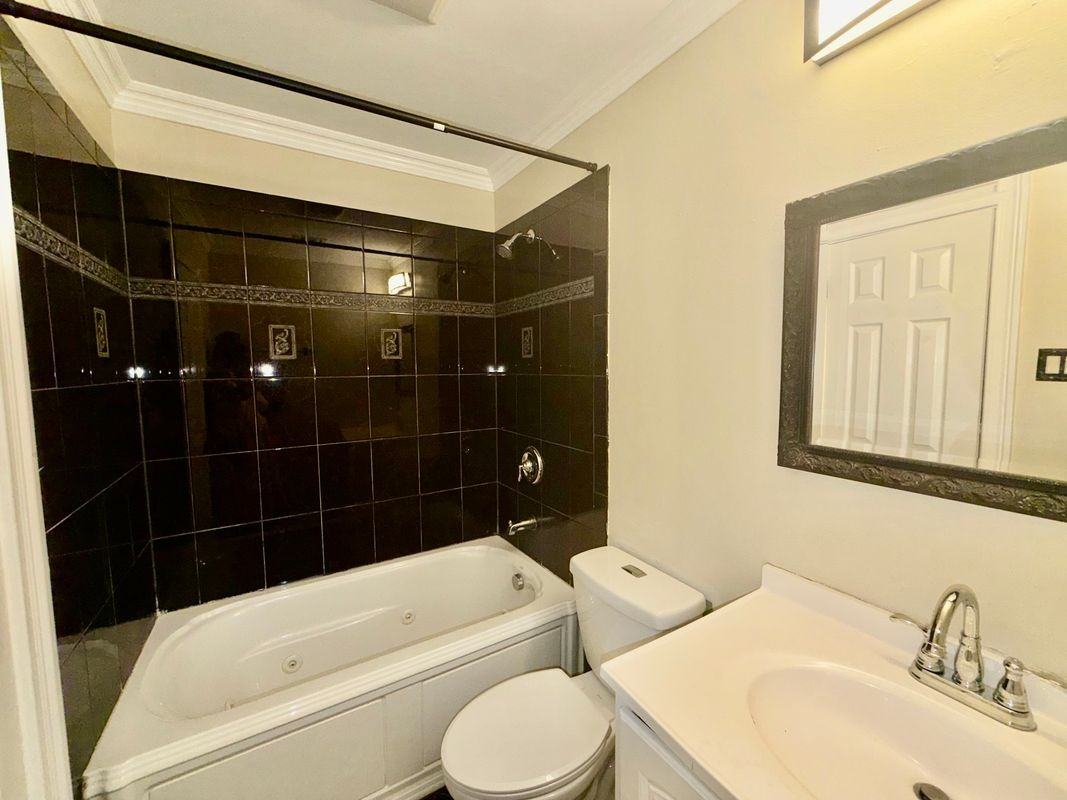 5173 Mount Rushmore Dr - Photo 7 of 15
