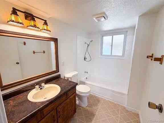 543 S 16th Ave - Photo 5 of 6