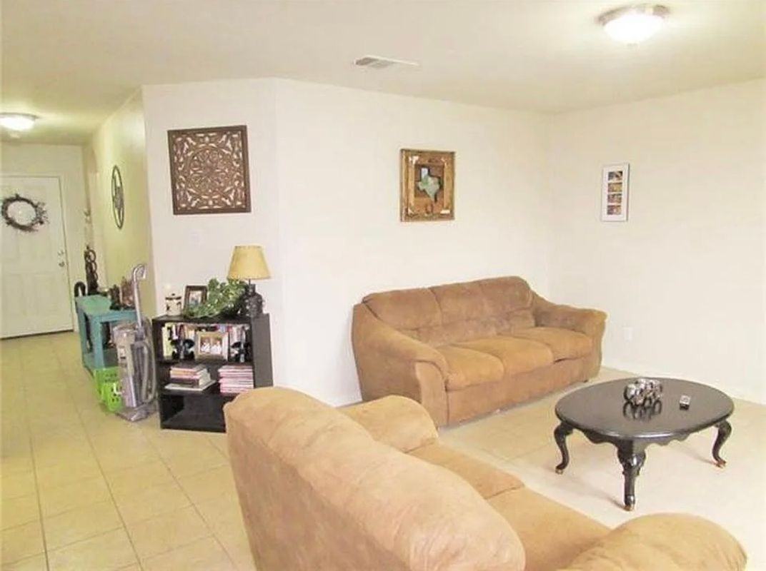 725 Lazy Crest Dr - Photo 4 of 5