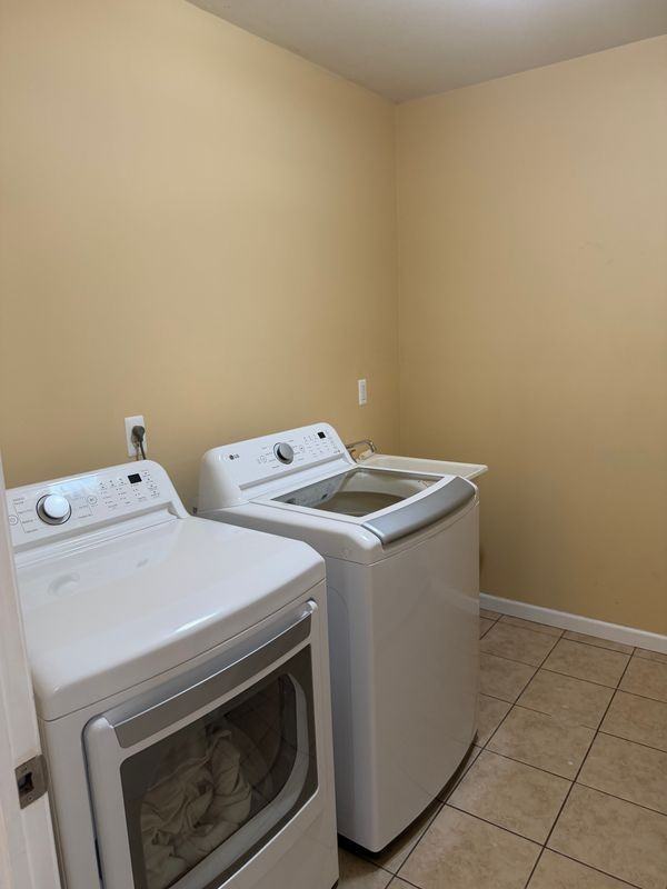 1134 Concord Ct - Photo 6 of 25