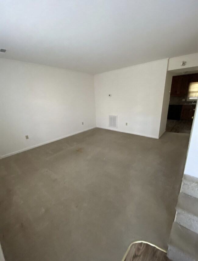 928 Banks Rd #1 - Photo 2 of 3