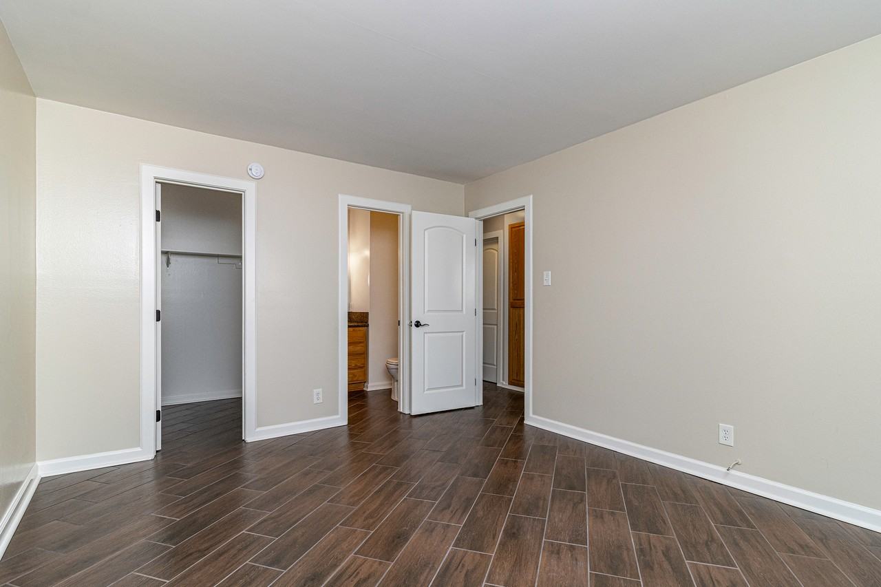 4040 Badillo Cir #69 - Photo 7 of 11