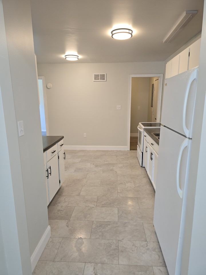 742 Hamilton Ave #1 - Photo 2 of 8