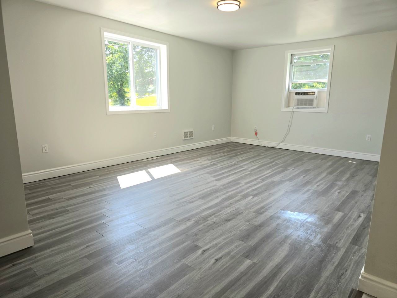 742 Hamilton Ave #1 - Photo 5 of 8