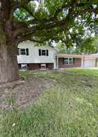 featured image of 105 Chateau Dr