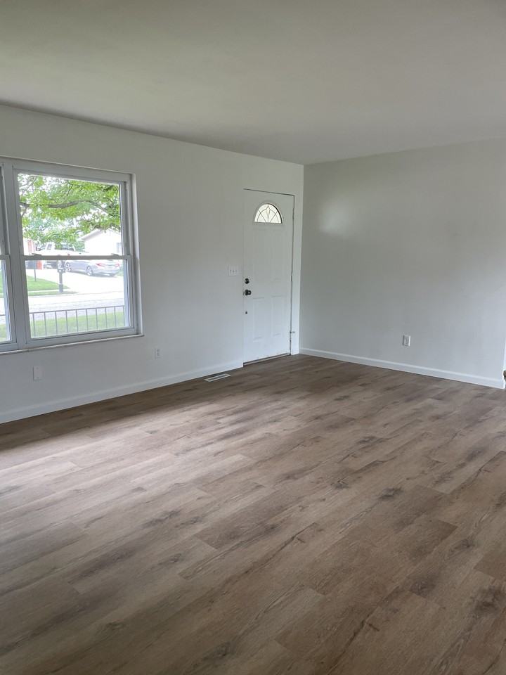 105 Chateau Dr - Photo 5 of 23