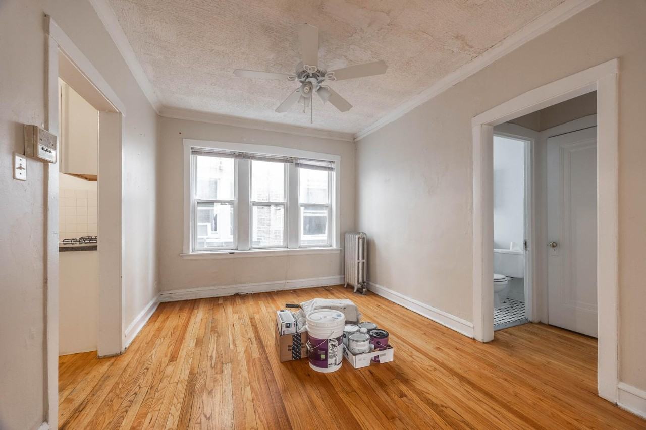 4047 N Mozart St #1E - Photo 4 of 11