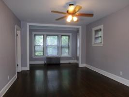 featured image of 3604 W Sunnyside Ave #2