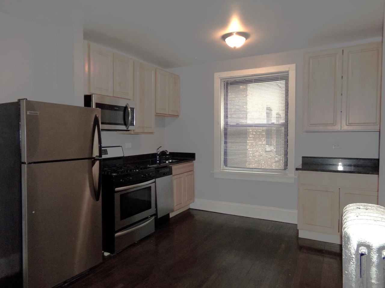 3604 W Sunnyside Ave #2 - Photo 2 of 6