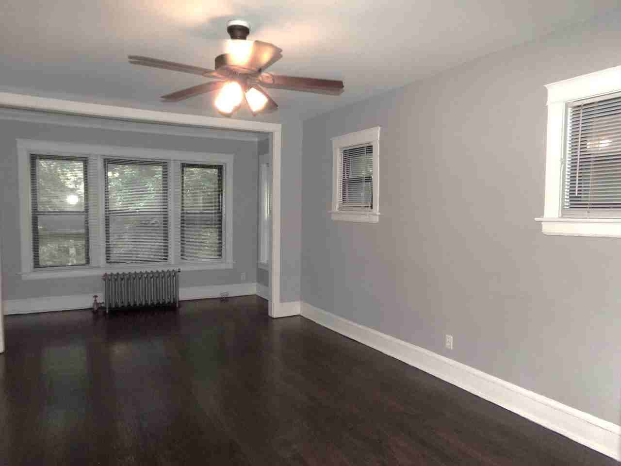 3604 W Sunnyside Ave #2 - Photo 5 of 6