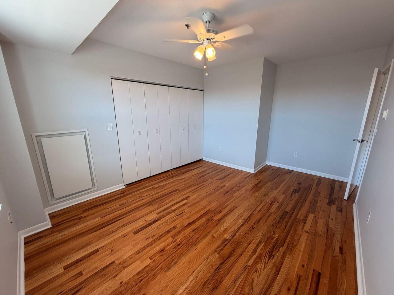 1337 W Fargo Ave #204 - Photo 7 of 11