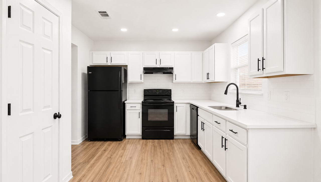 1570 Lane Avenue South - Photo 7 of 49