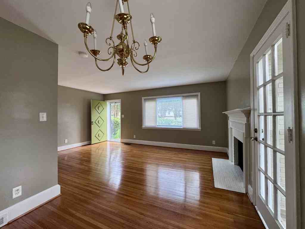 1709 Patton Ave - Photo 3 of 24