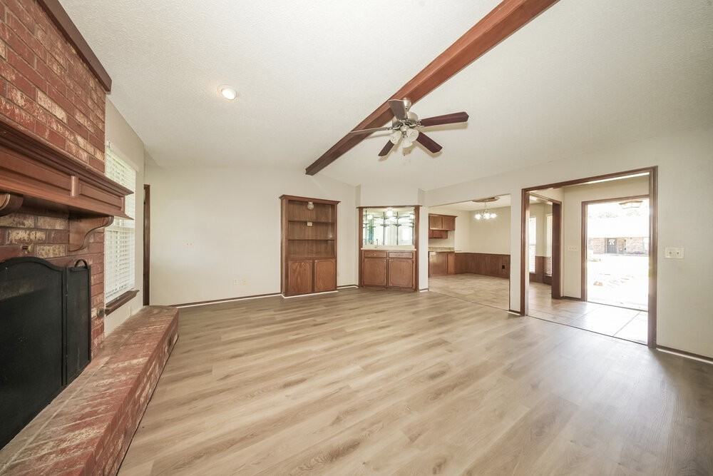12913 S Drexel Ave - Photo 5 of 16