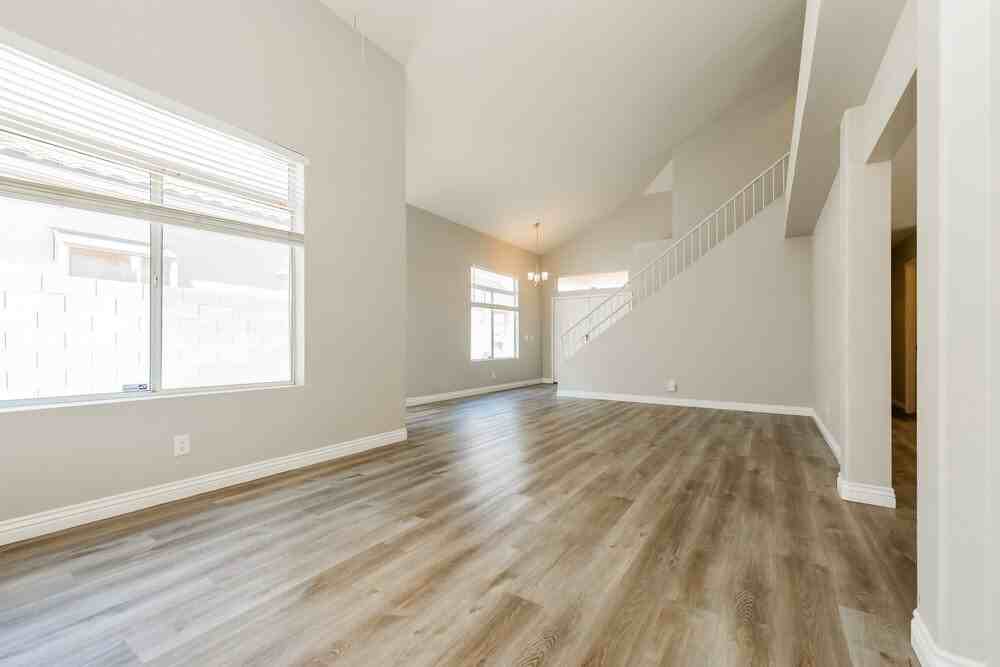 1915 Casa Verde Dr - Photo 5 of 17