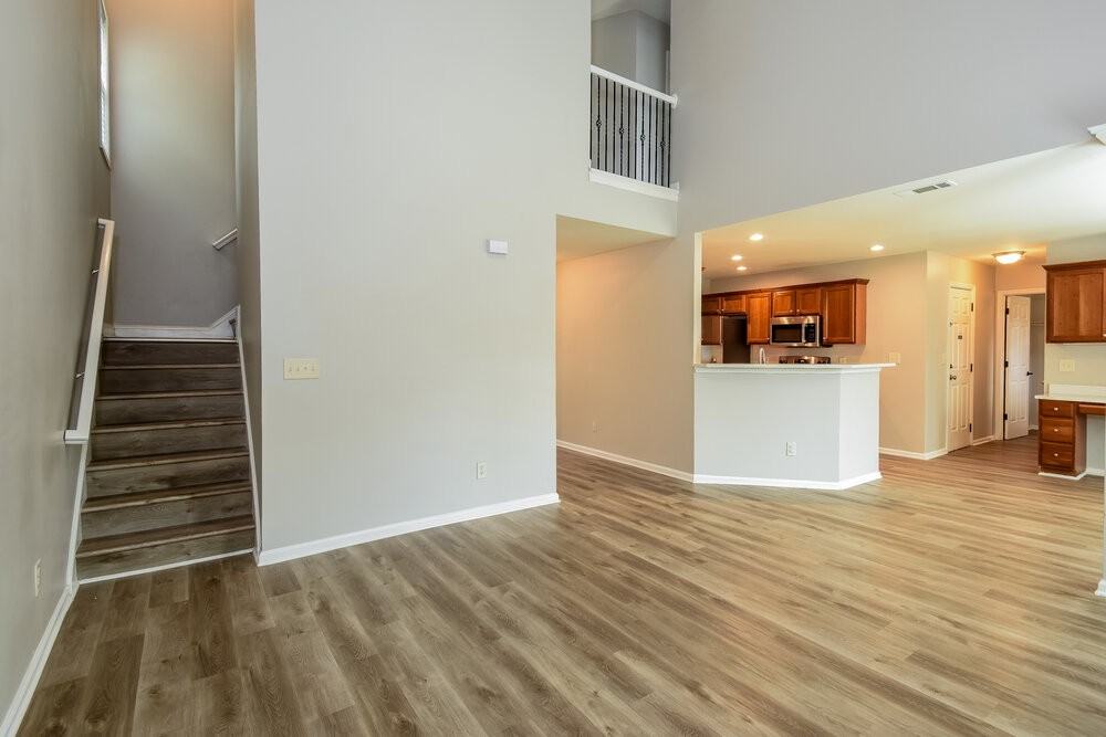 6176 Mulberry Park Dr - Photo 6 of 17
